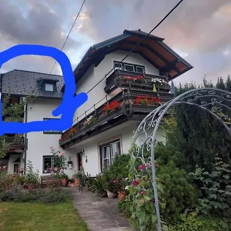 Direkt Am 4 * Altmuenster